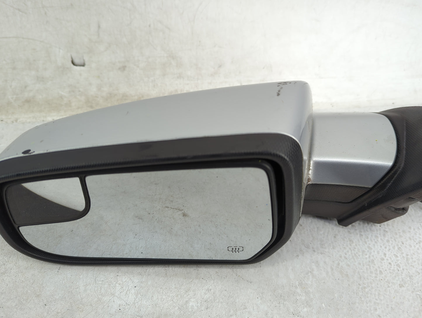 2011-2014 Chevrolet Equinox Driver Side View Mirror - Left Door Mirror OEM Used - Oemusedautoparts1.com