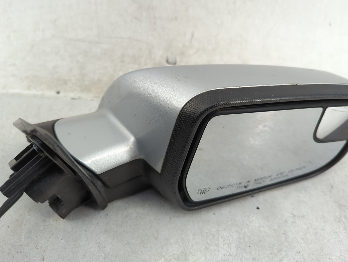2011-2014 Chevrolet Equinox Passenger Side View Mirror - Right Door Mirror OEM Used - Oemusedautoparts1.com