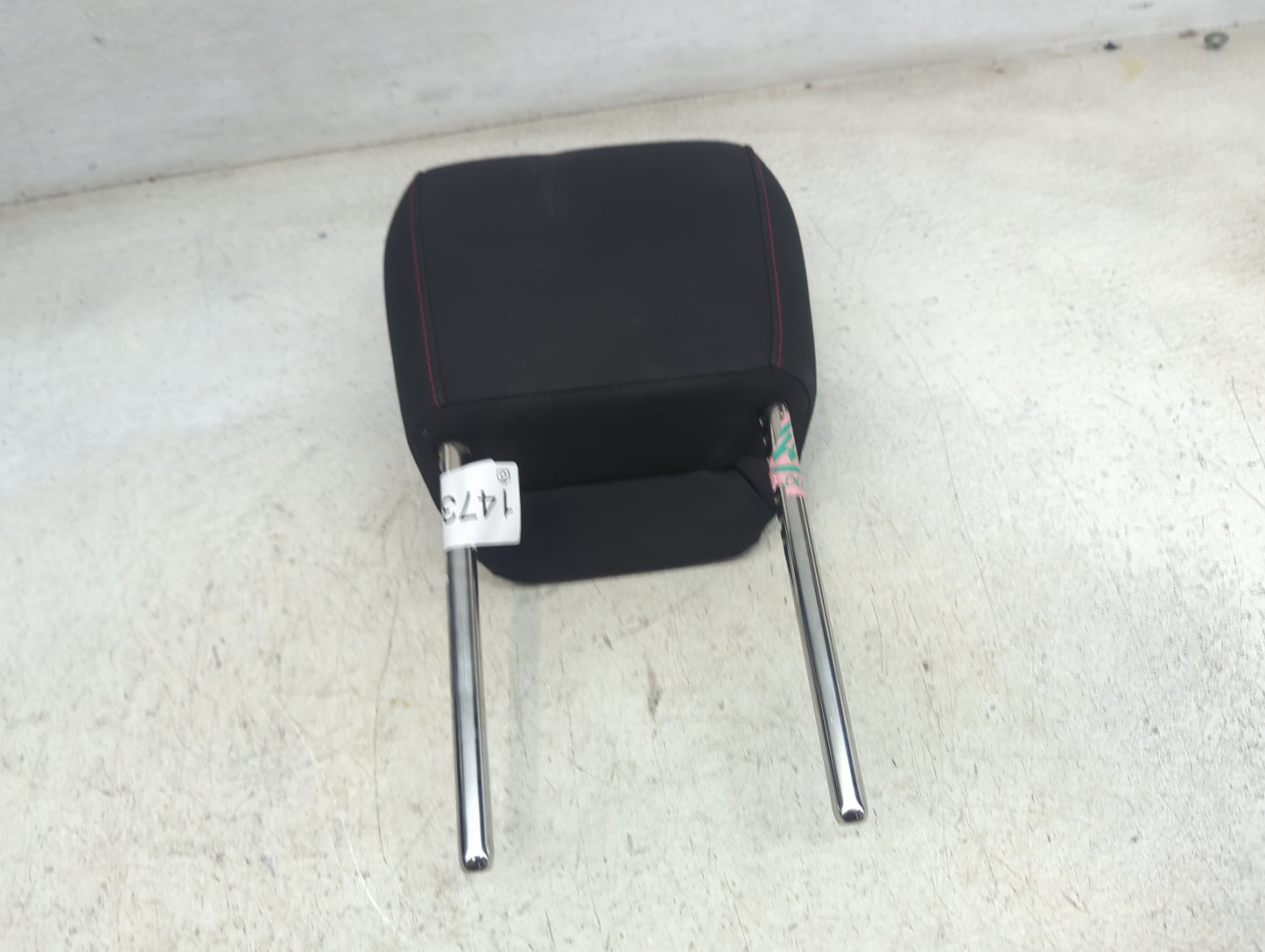 2012 Chevrolet Equinox Headrest Head Rest Front Driver Seat Black 1473549 - Oemusedautoparts1.com