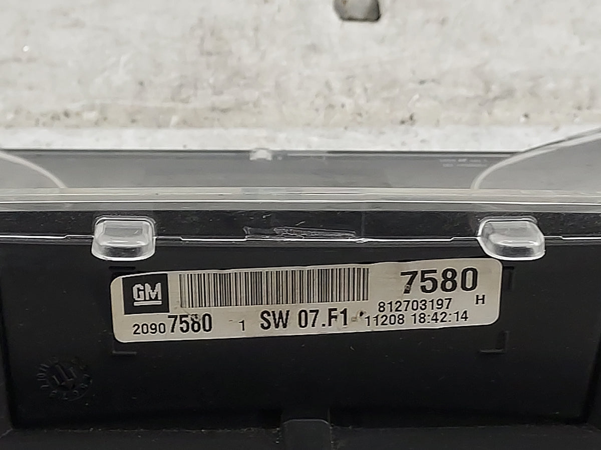 2012 Chevrolet Equinox Instrument Cluster Speedometer Gauges P/N:A2C53412233 20907580, 812703197 Miles: Fits OEM Used Auto P