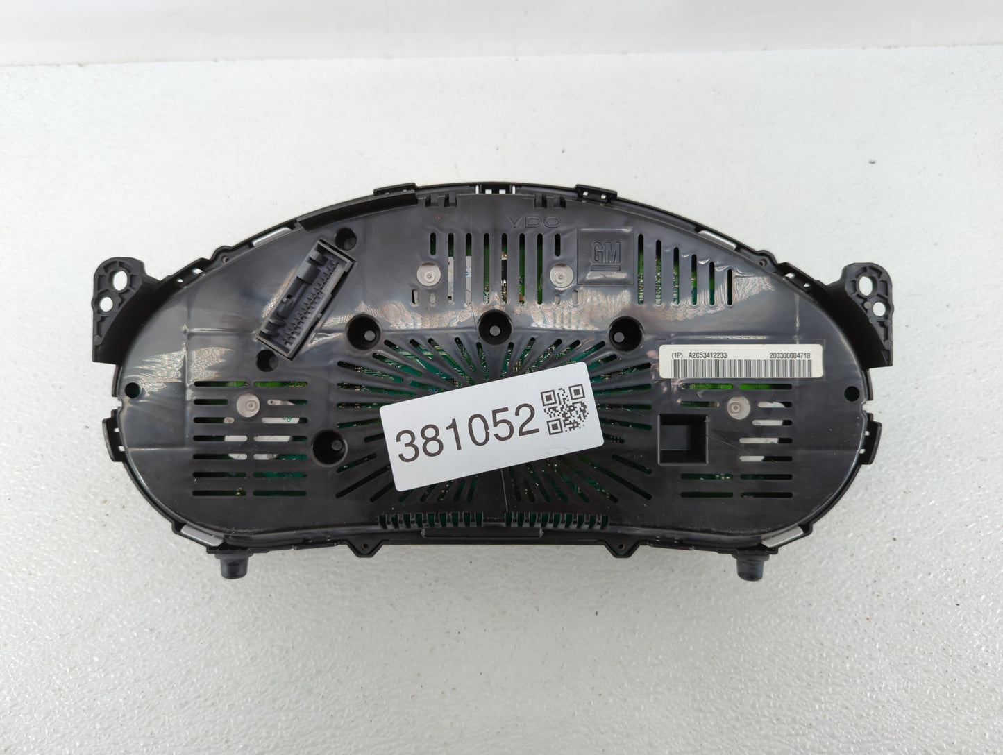 2012 Chevrolet Equinox Instrument Cluster Speedometer Gauges P/N:23348997 190828, 20907580 Fits OEM Used Auto Parts - Oemuse