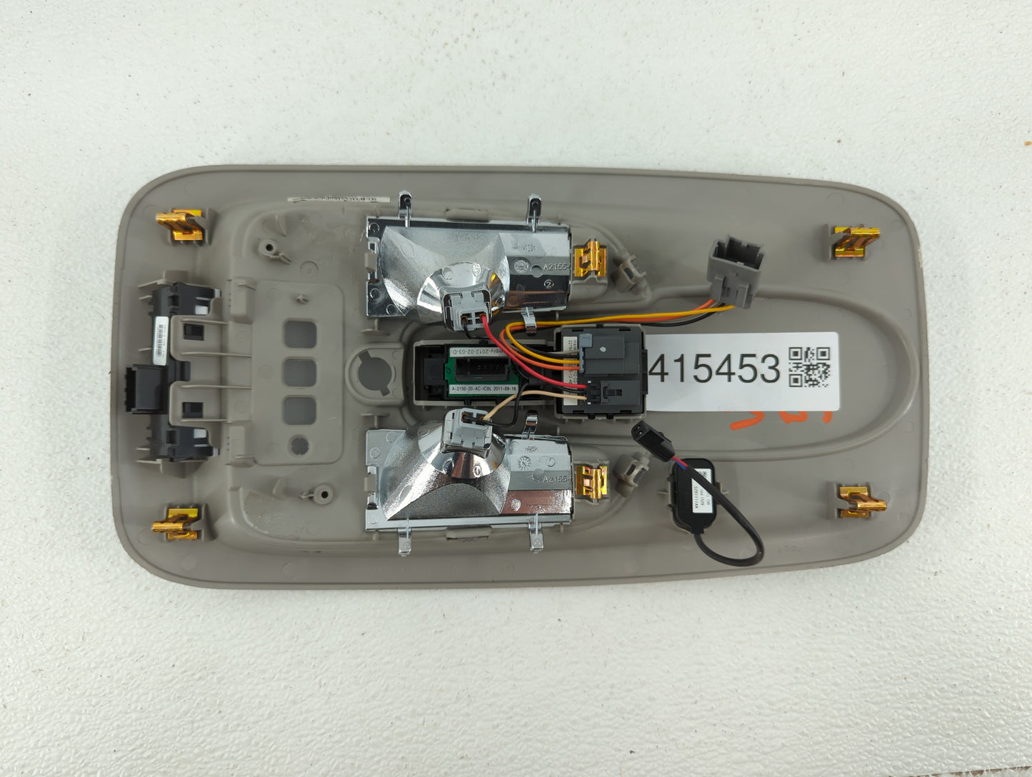 2012-2012 Chevrolet Equinox Overhead Roof Console Interior Dome Light - Oemusedautoparts1.com