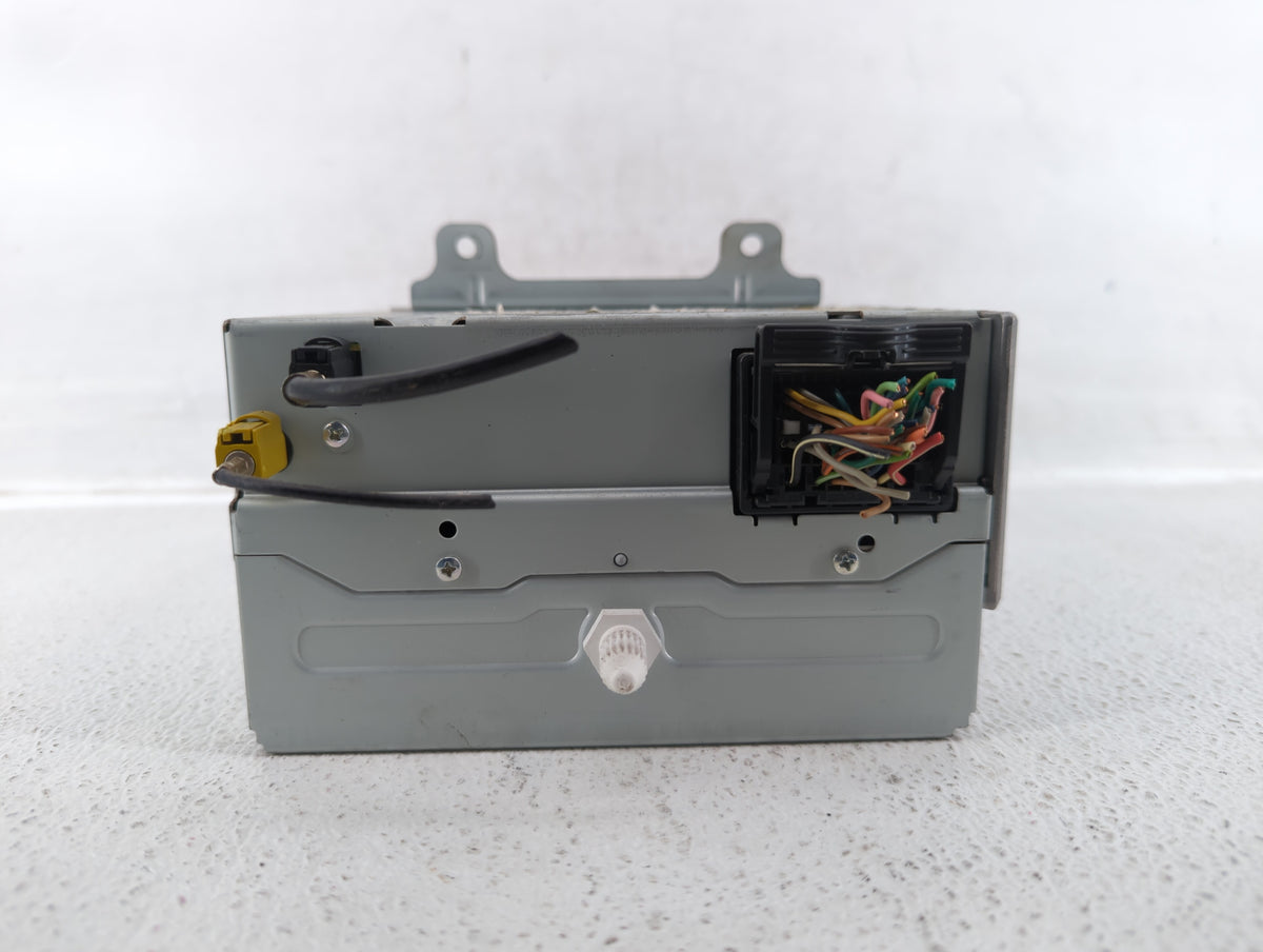 2011-2012 Chevrolet Equinox Radio AM FM Cd Player Receiver Replacement P/N:20983517 Fits Fits 2010 2011 2012 OEM Used Auto P