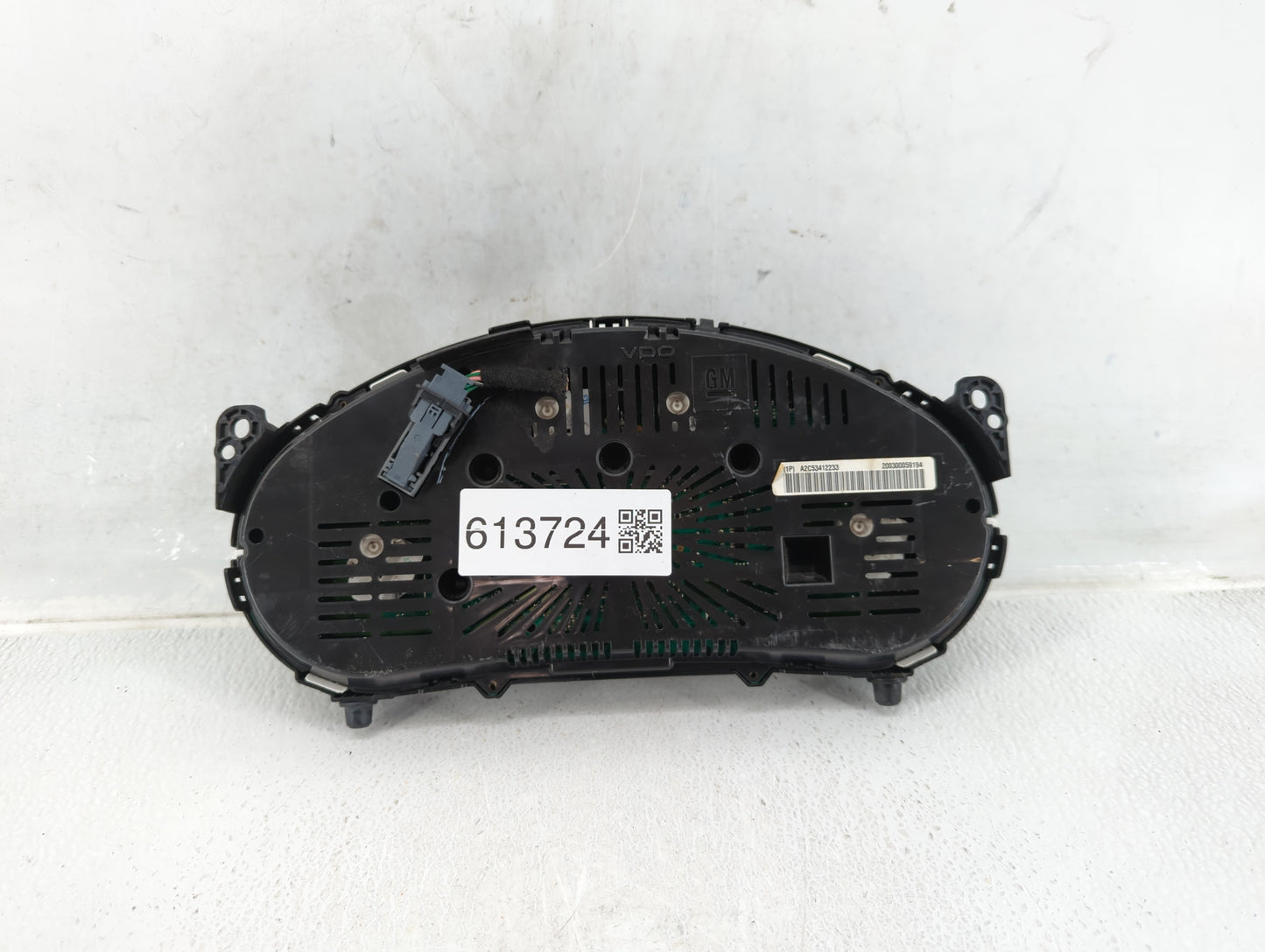 2012 Chevrolet Equinox Instrument Cluster Speedometer Gauges P/N:20907580 Fits OEM Used Auto Parts - Oemusedautoparts1.com
