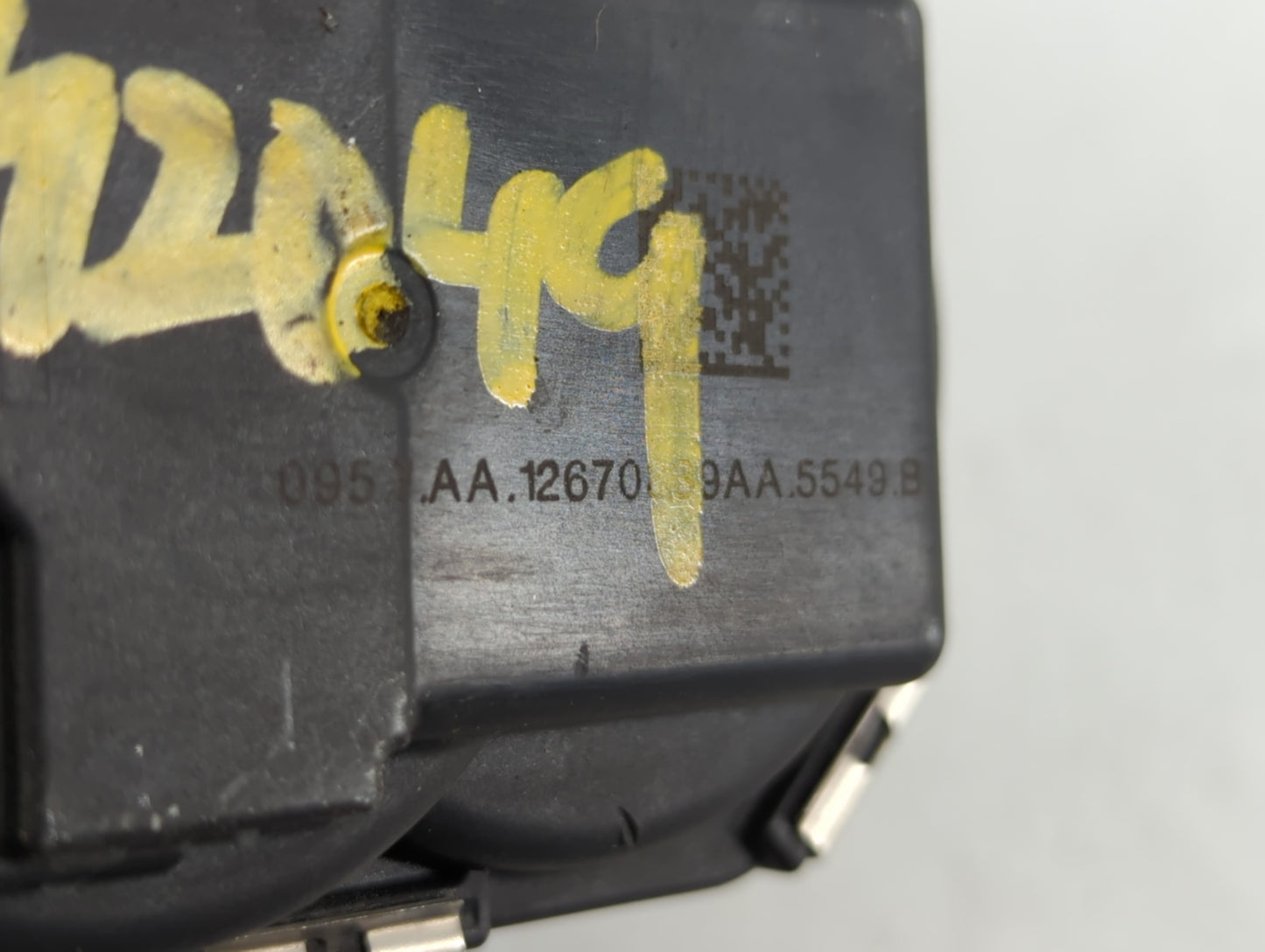 2012-2015 Chevrolet Equinox Throttle Body P/N:12670 Fits Fits 2012 2013 2014 2015 OEM Used Auto Parts - Oemusedautoparts1.co