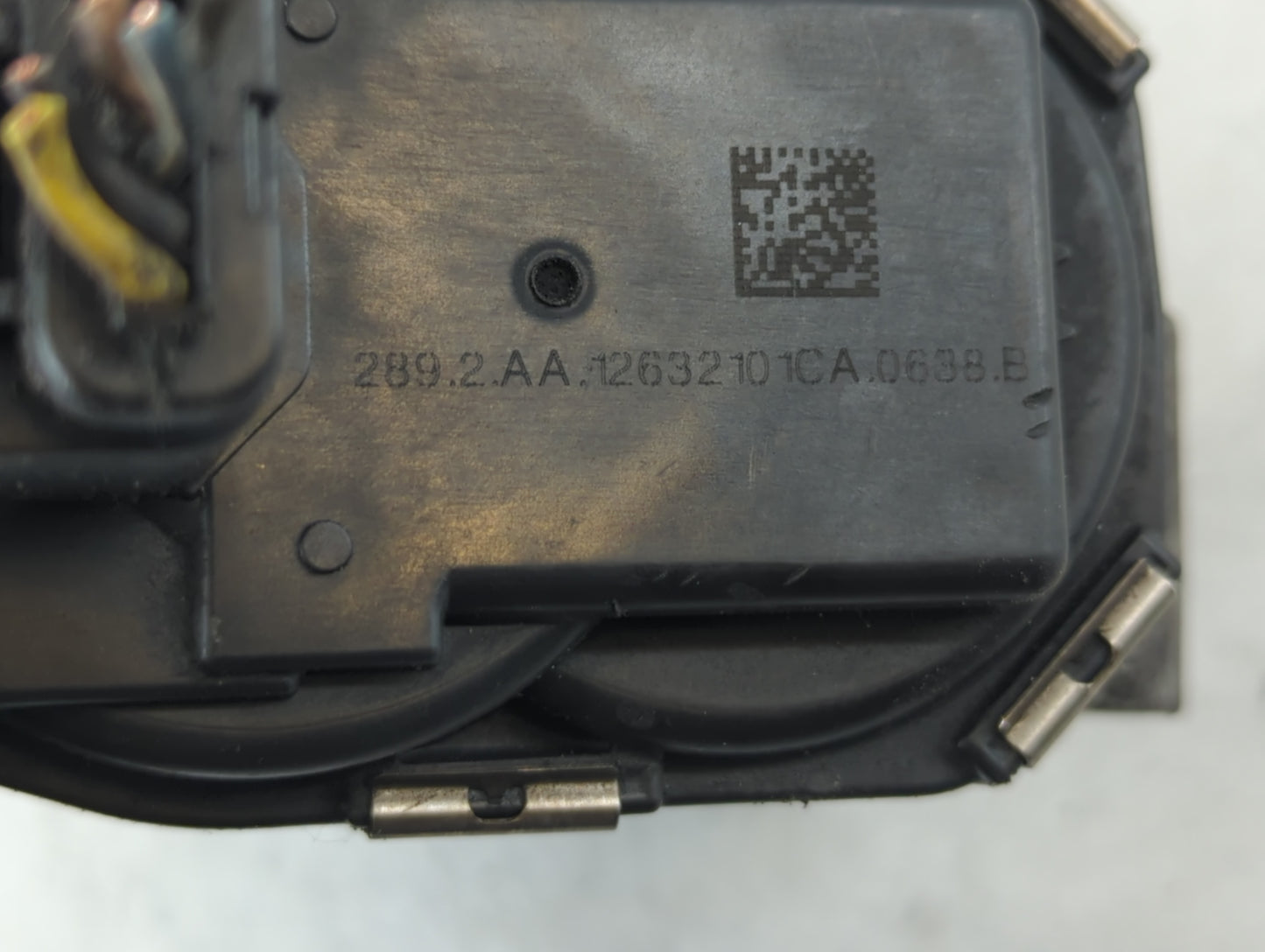 2012-2015 Chevrolet Equinox Throttle Body P/N:12632101CA Fits Fits 2012 2013 2014 2015 OEM Used Auto Parts - Oemusedautopart