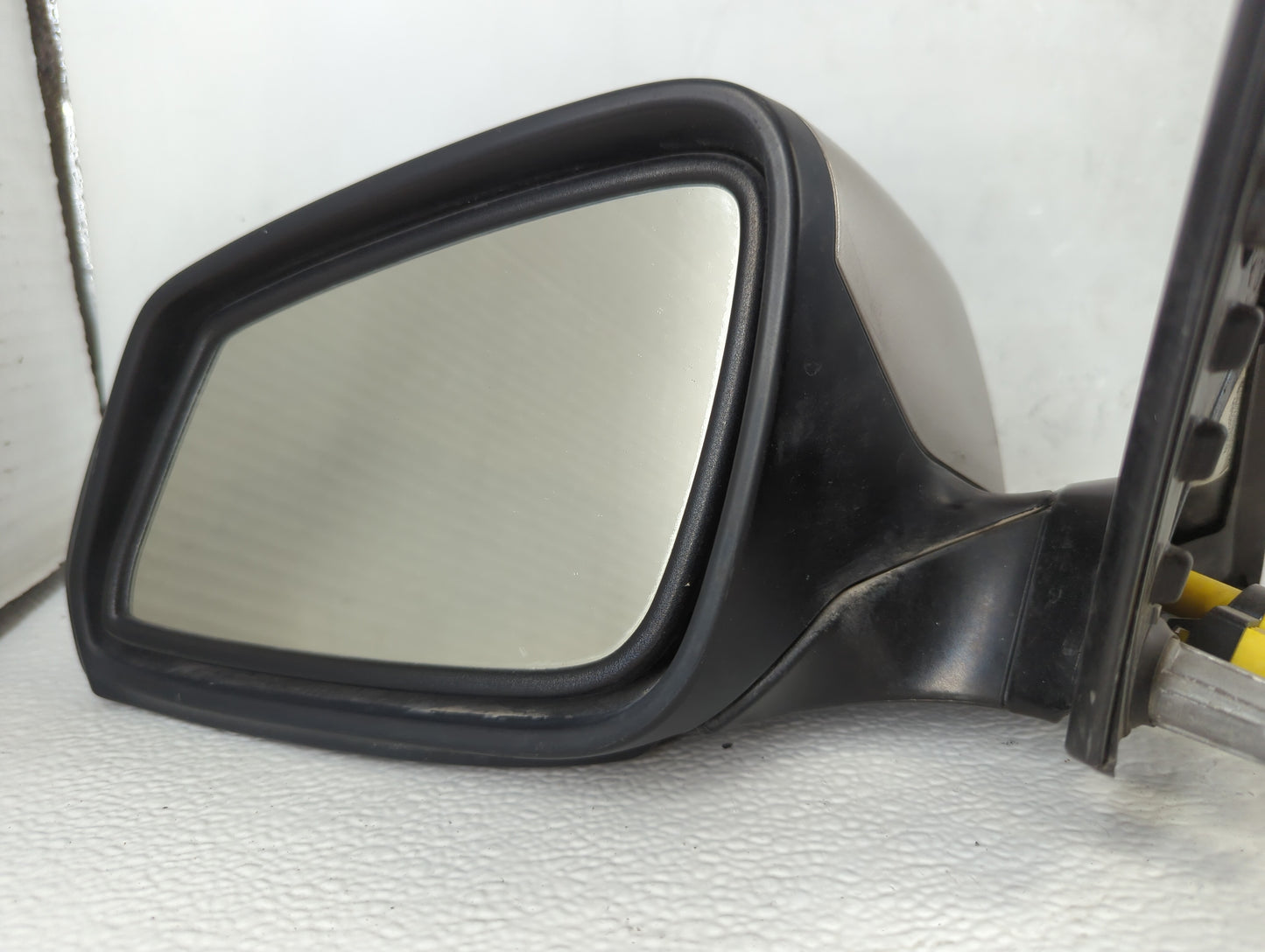 2011-2014 Chevrolet Equinox Driver Side View Mirror - Left Door Mirror OEM Used - Oemusedautoparts1.com