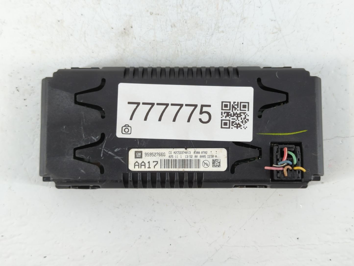2010-2015 Chevrolet Equinox Information Display Screen - Oemusedautoparts1.com