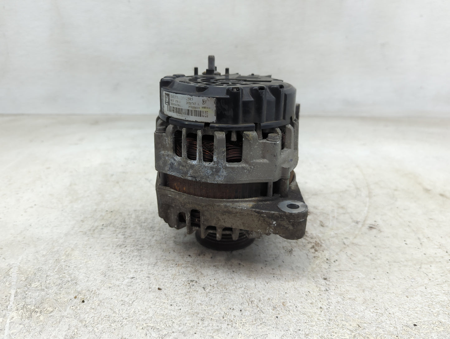 2012-2016 Chevrolet Impala Alternator Replacement Generator Charging Assembly Engine OEM P/N:13502585 Fits OEM Used Auto Par