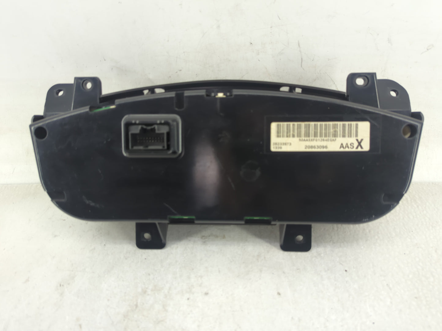 2012-2016 Chevrolet Impala Instrument Cluster Speedometer Gauges P/N:20863096 28233973 Miles:123K Fits OEM Used Auto Parts -