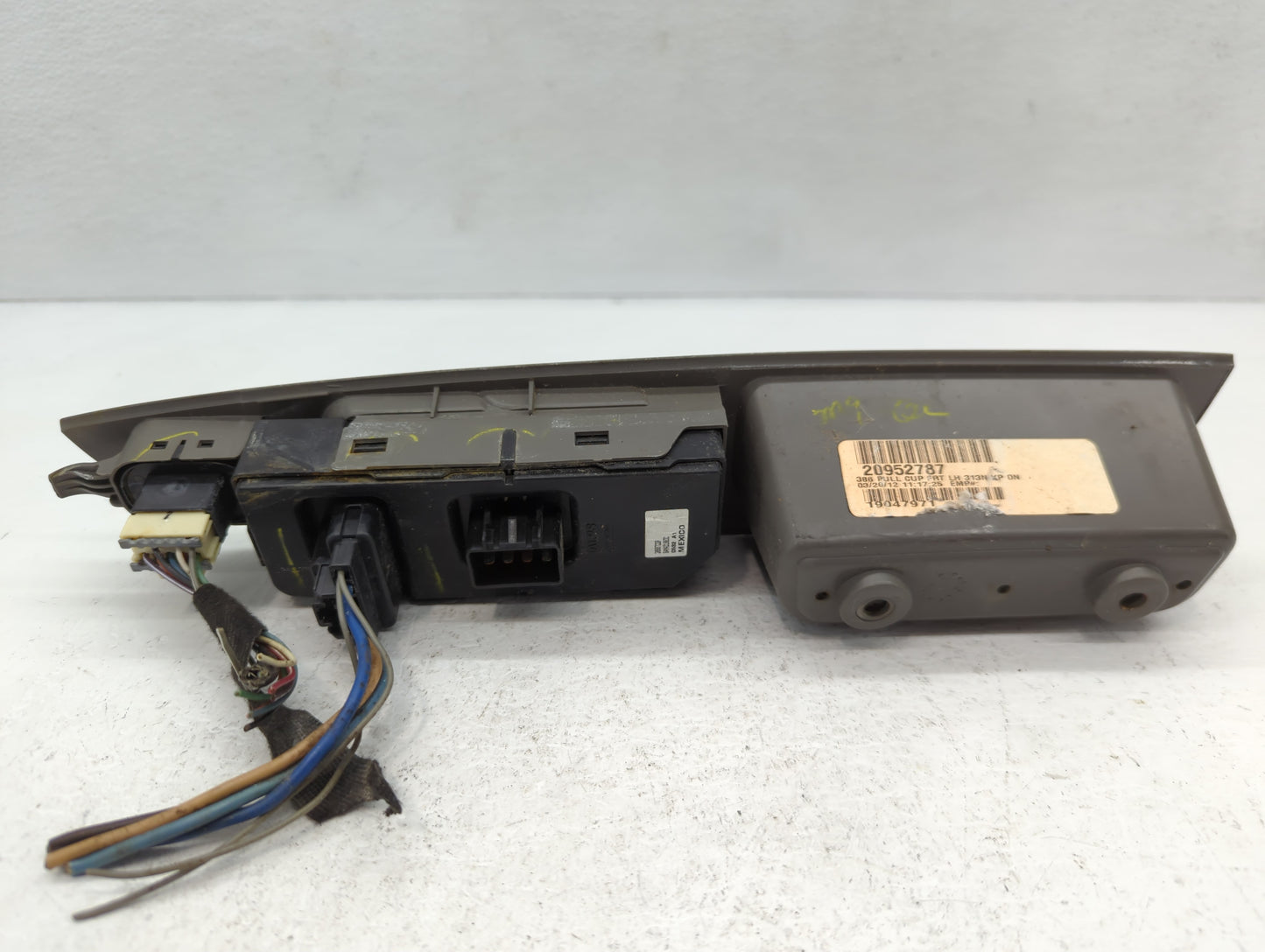 2010-2012 Chevrolet Malibu Master Power Window Switch Replacement Driver Side Left P/N:20807220 Fits Fits 2010 2011 2012 OEM