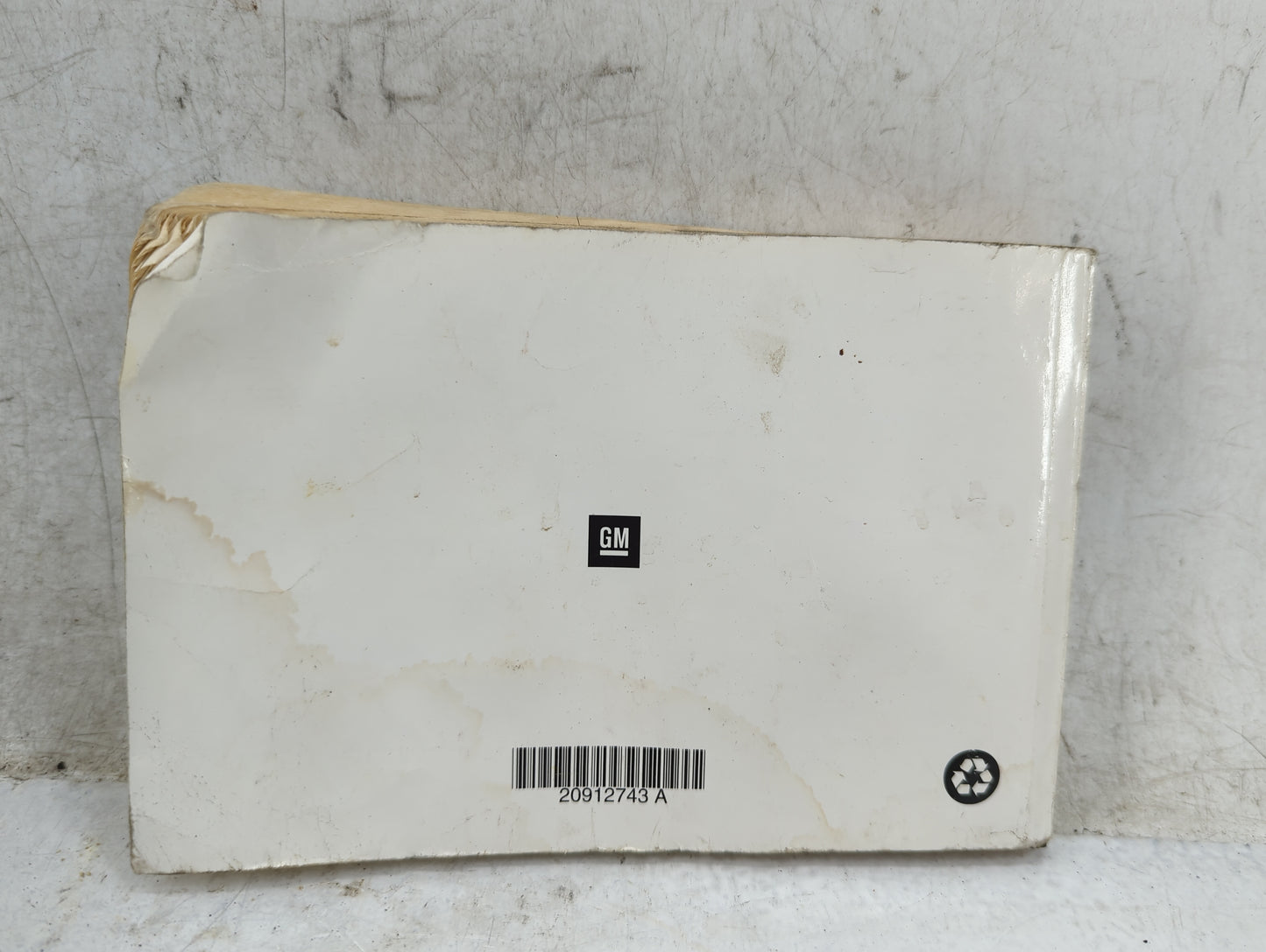 2012 Chevrolet Malibu Owners Manual Book Guide P/N:20912743 OEM Used Auto Parts - Oemusedautoparts1.com
