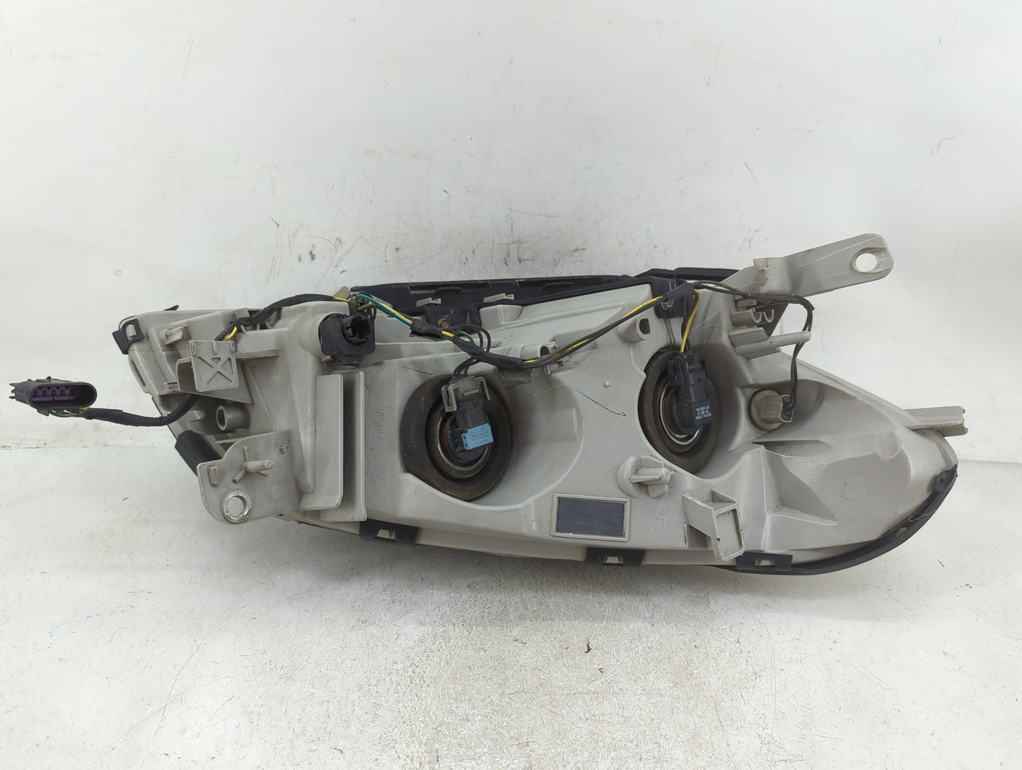 2008-2012 Chevrolet Malibu Driver Left Oem Head Light Headlight Lamp - Oemusedautoparts1.com