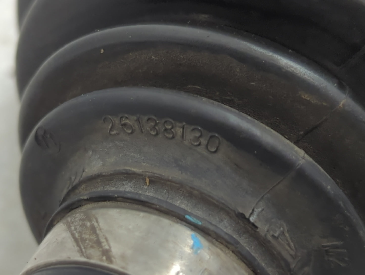2009-2012 Chevrolet Malibu Axle Shaft Front Passenger Cv C/v - Oemusedautoparts1.com