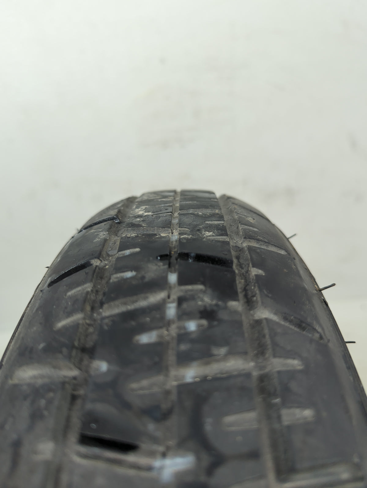2004-2012 Chevrolet Malibu Spare Donut Tire Wheel Rim Oem 5038449 - Oemusedautoparts1.com