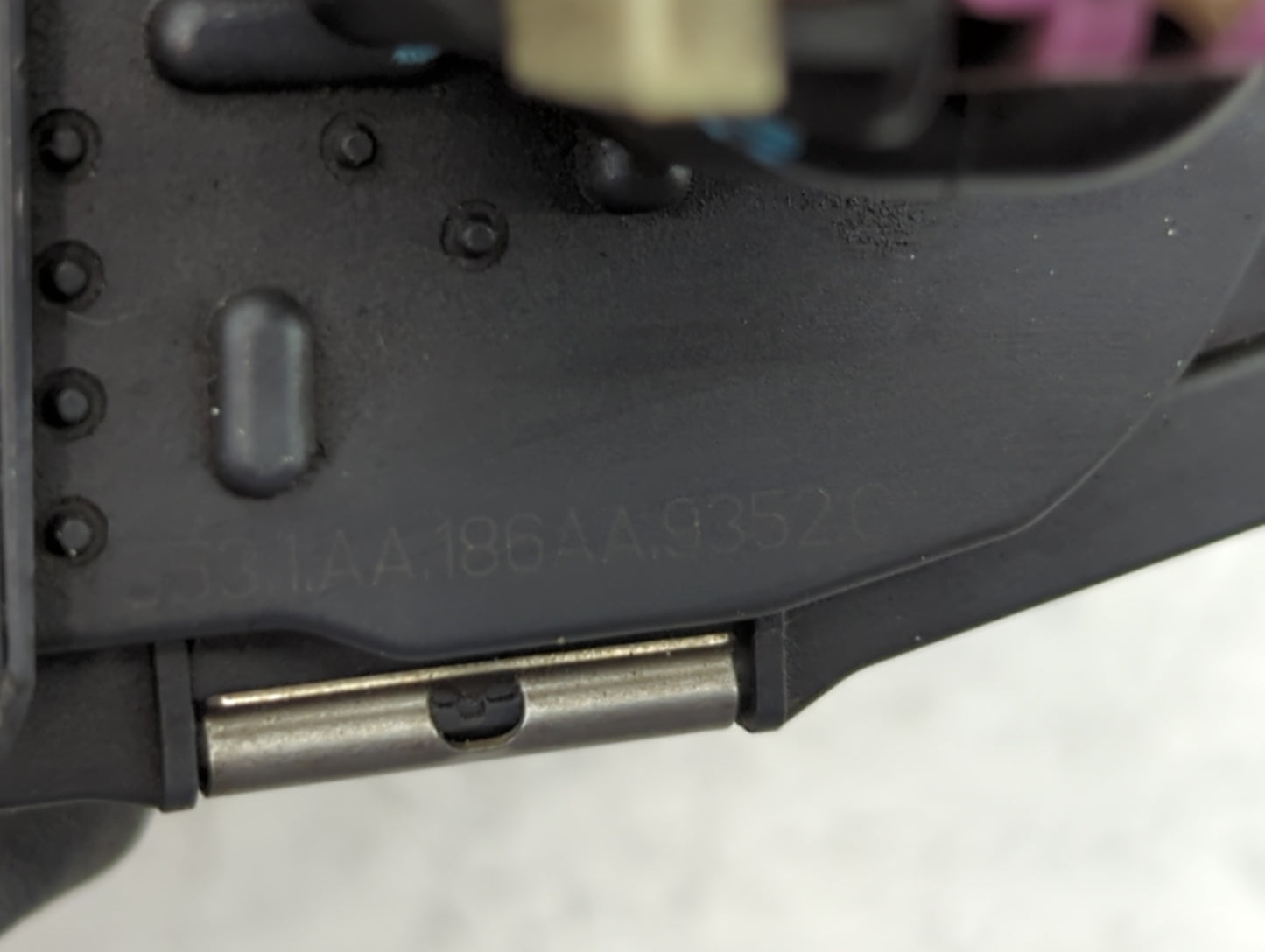 2008-2012 Chevrolet Malibu Throttle Body P/N:9352C 186AA Fits Fits 2007 2008 2009 2010 2011 2012 OEM Used Auto Parts - Oemus