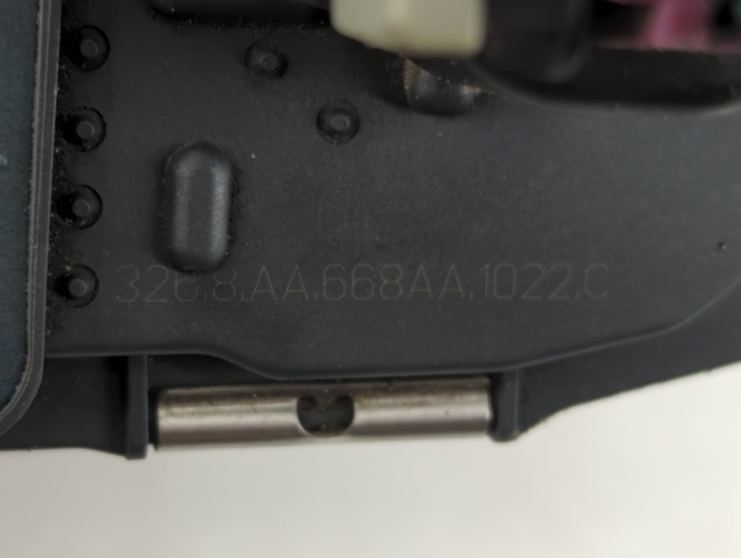 2008-2012 Chevrolet Malibu Throttle Body P/N:1022C 668AA Fits Fits 2007 2008 2009 2010 2011 2012 OEM Used Auto Parts - Oemus