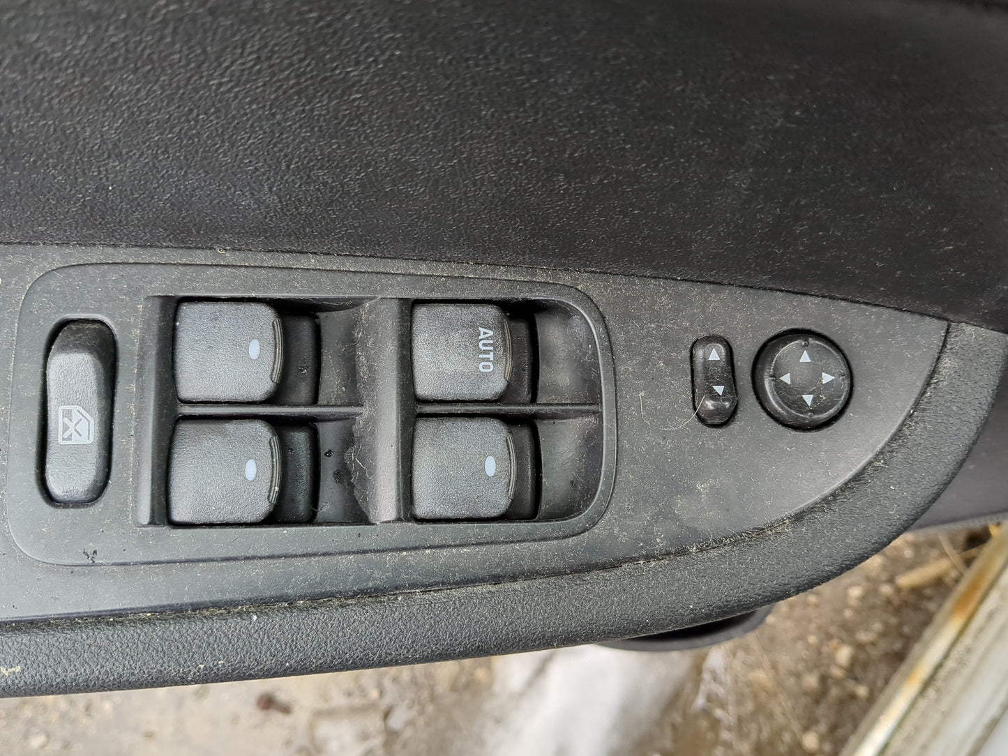 2010-2012 Chevrolet Malibu Master Power Window Switch Replacement Driver Side Left Fits Fits 2010 2011 2012 OEM Used Auto Pa