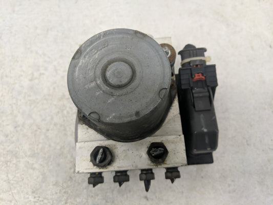 2009-2013 Chevrolet Silverado 1500 ABS Pump Control Module Replacement Fits Fits 2009 2010 2011 2012 2013 2014 OEM Used Auto Parts