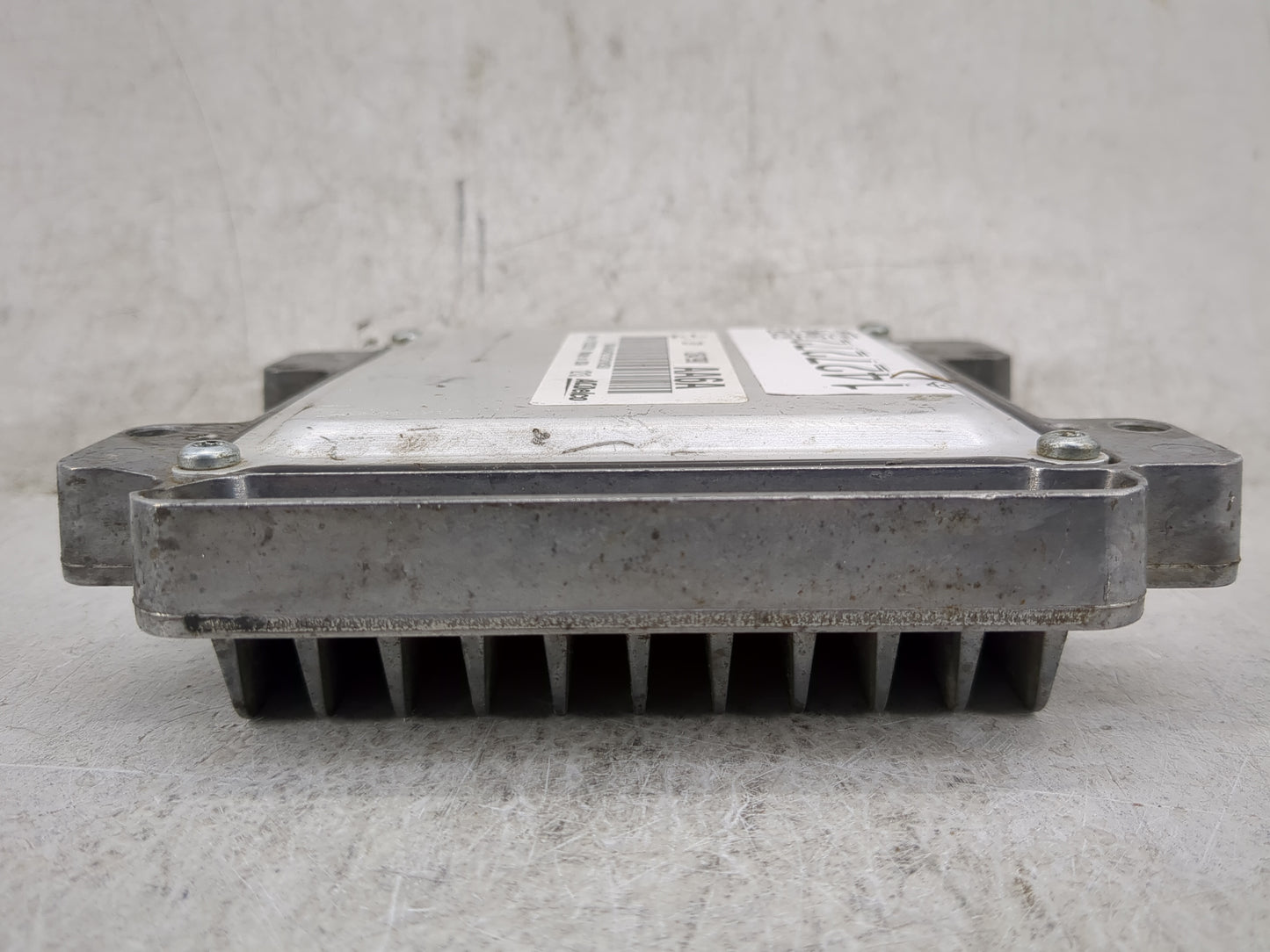 2010-2013 Chevrolet Silverado 1500 PCM Engine Control Computer ECU ECM PCU OEM P/N:12647990 12633238 Fits OEM Used Auto Part