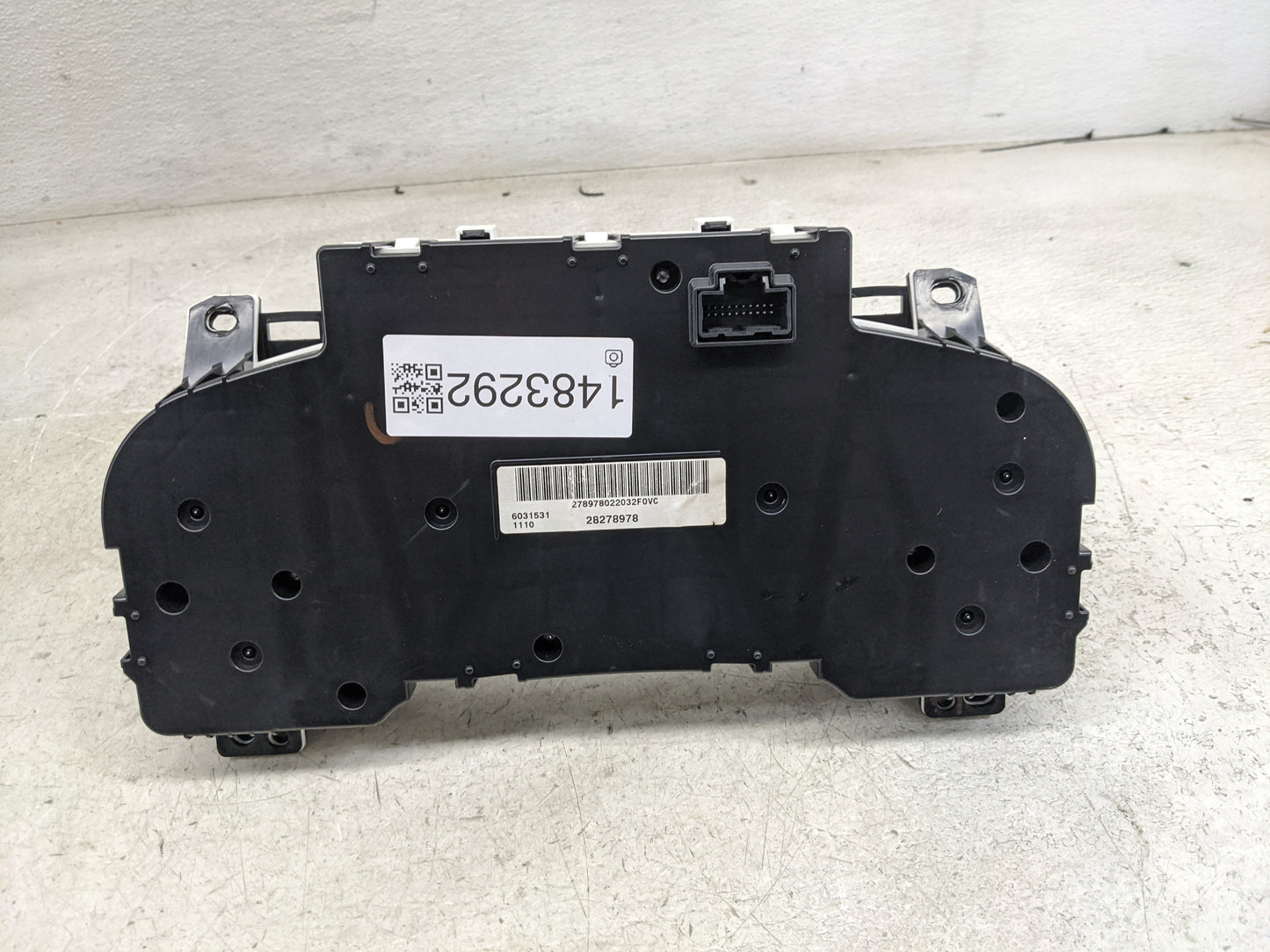 2008-2013 Chevrolet Silverado 1500 Instrument Cluster Speedometer Gauges P/N:20958771 28278978 Miles: Fits OEM Used Auto Par