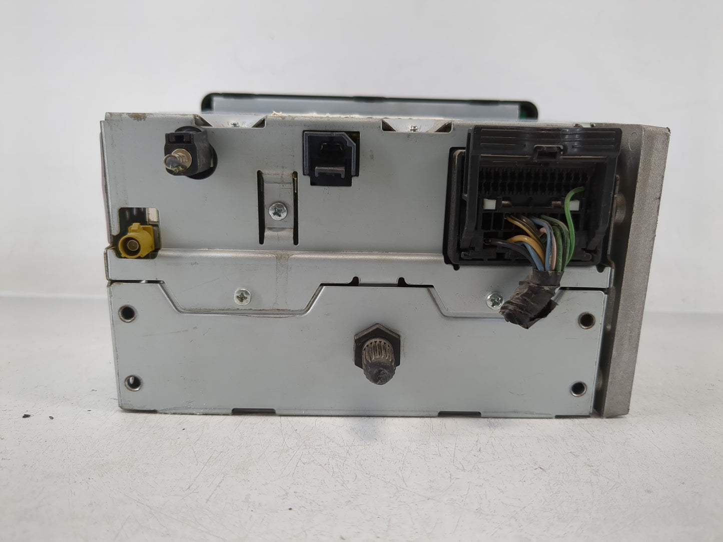 2012 Chevrolet Sonic Radio AM FM Cd Player Receiver Replacement Fits OEM Used Auto Parts - Oemusedautoparts1.com