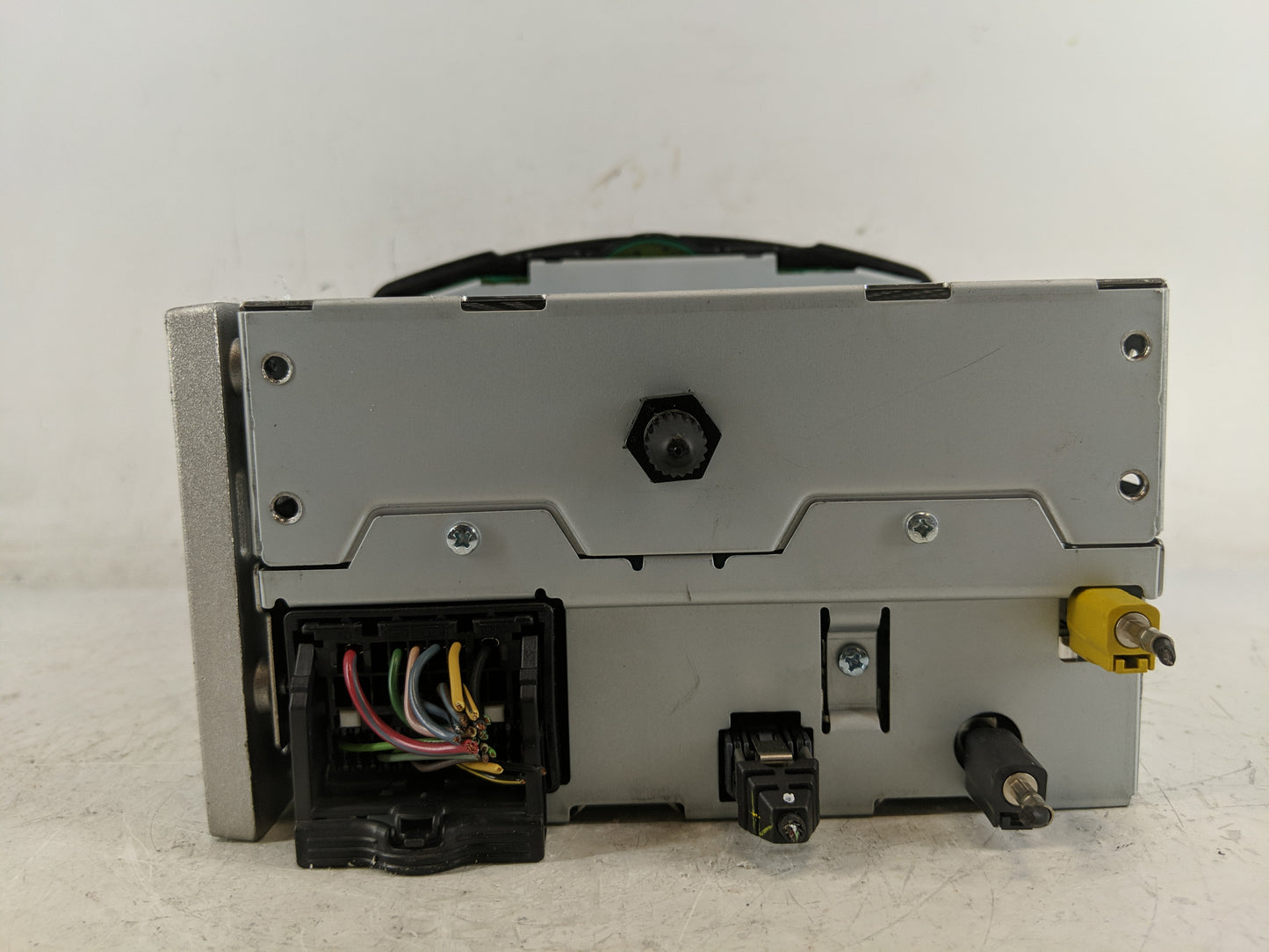 2012 Chevrolet Sonic Radio AM FM Cd Player Receiver Replacement P/N:95909138 Fits OEM Used Auto Parts - Oemusedautoparts1.co
