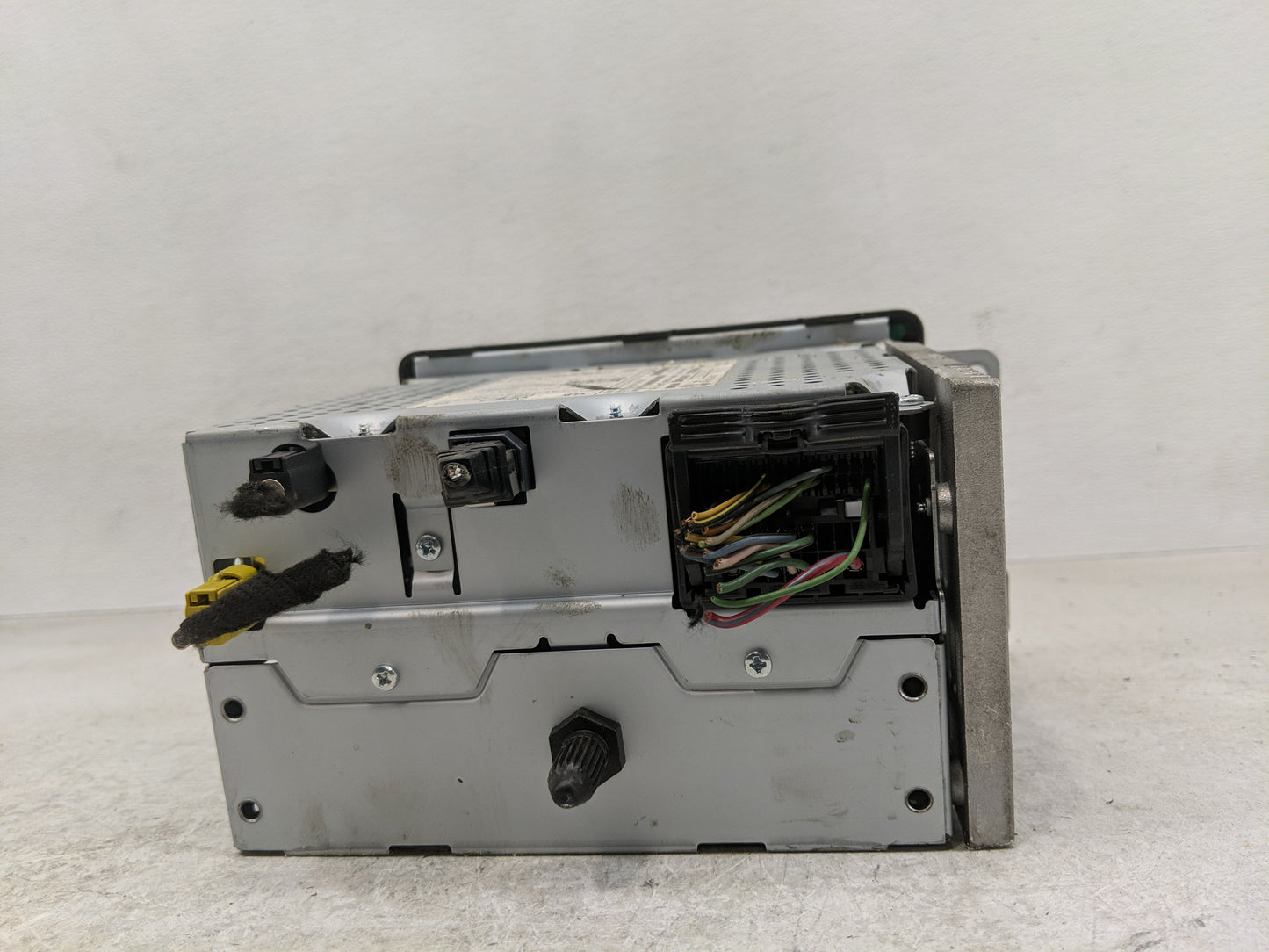 2012 Chevrolet Sonic Radio AM FM Cd Player Receiver Replacement P/N:95179057 Fits OEM Used Auto Parts - Oemusedautoparts1.co