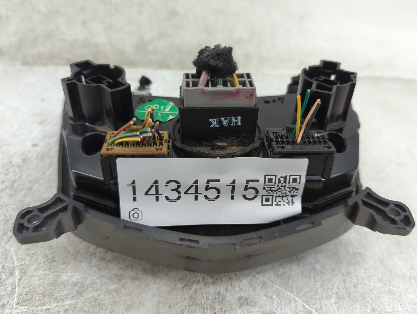 2012 Chevrolet Sonic Climate Control Module Temperature AC/Heater Replacement P/N:95076687 Fits OEM Used Auto Parts - Oemuse