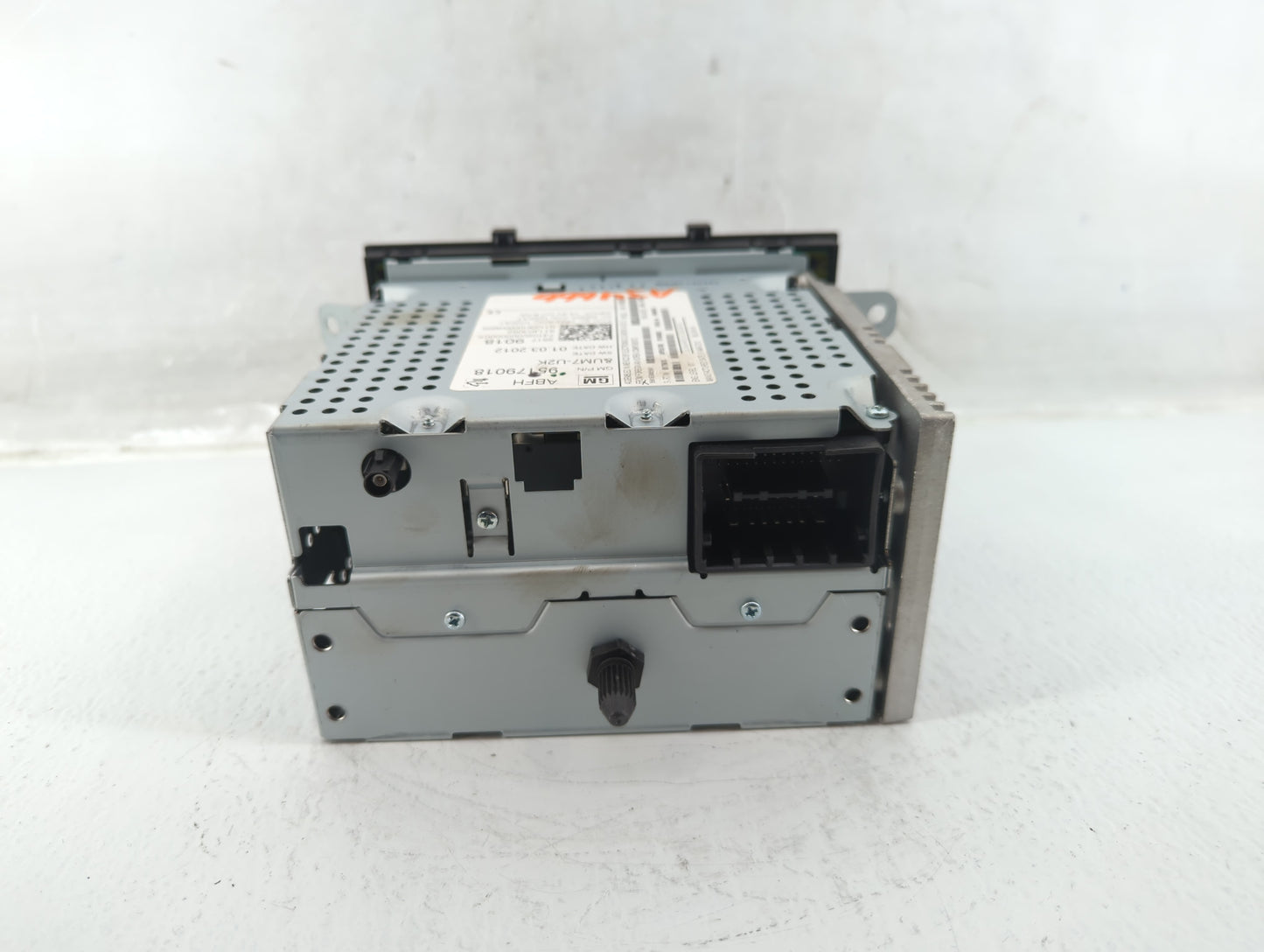 2012-2012 Chevrolet Sonic Am Fm Cd Player Radio Receiver - Oemusedautoparts1.com