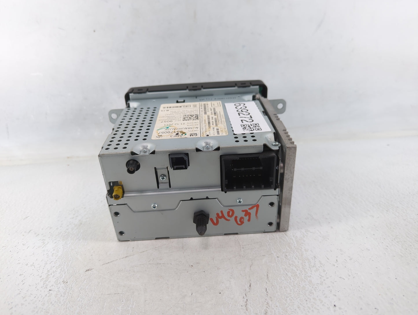 2012 Chevrolet Sonic Radio AM FM Cd Player Receiver Replacement P/N:95179057 Fits OEM Used Auto Parts - Oemusedautoparts1.co
