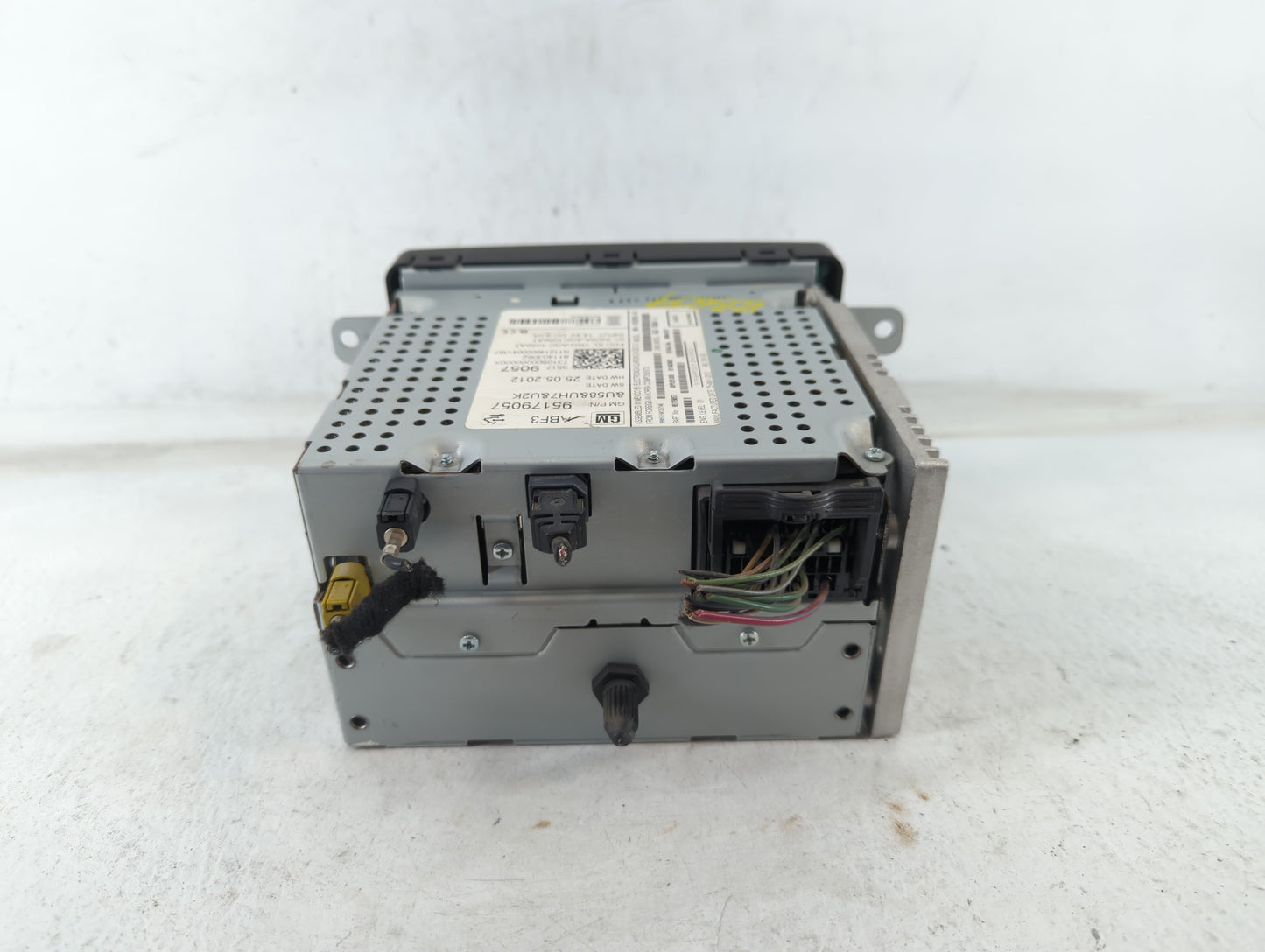 2012 Chevrolet Sonic Radio AM FM Cd Player Receiver Replacement P/N:95179057 Fits OEM Used Auto Parts - Oemusedautoparts1.co