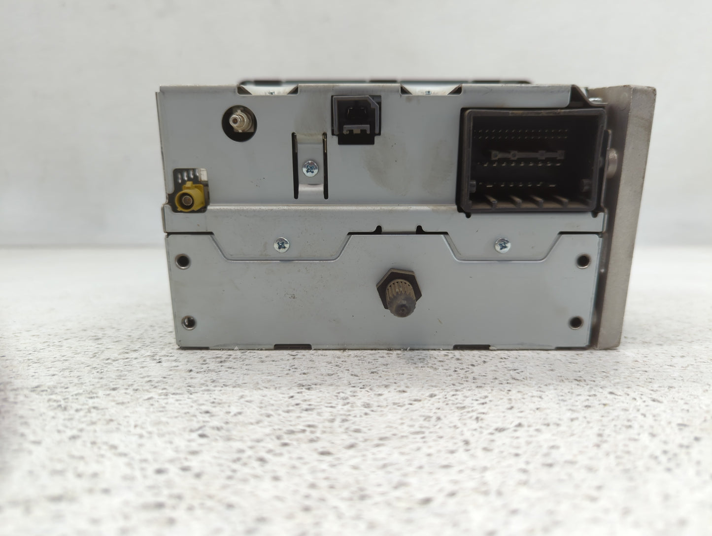 2012 Chevrolet Sonic Radio AM FM Cd Player Receiver Replacement P/N:95179057 Fits OEM Used Auto Parts - Oemusedautoparts1.co
