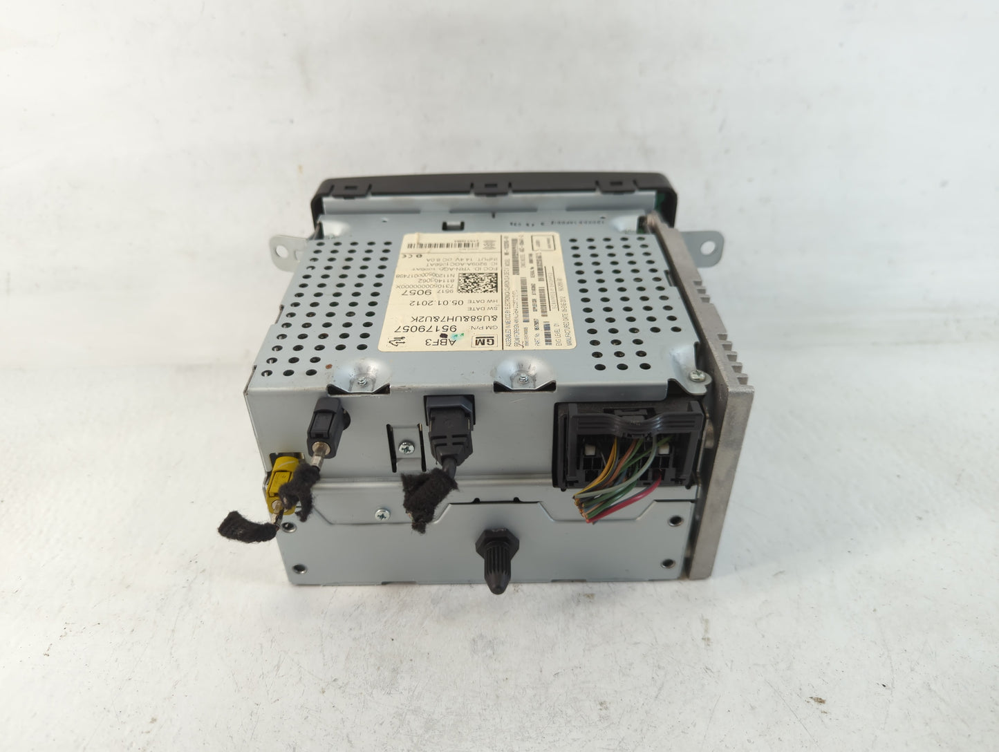 2012 Chevrolet Sonic Radio AM FM Cd Player Receiver Replacement P/N:95179057 Fits OEM Used Auto Parts - Oemusedautoparts1.co