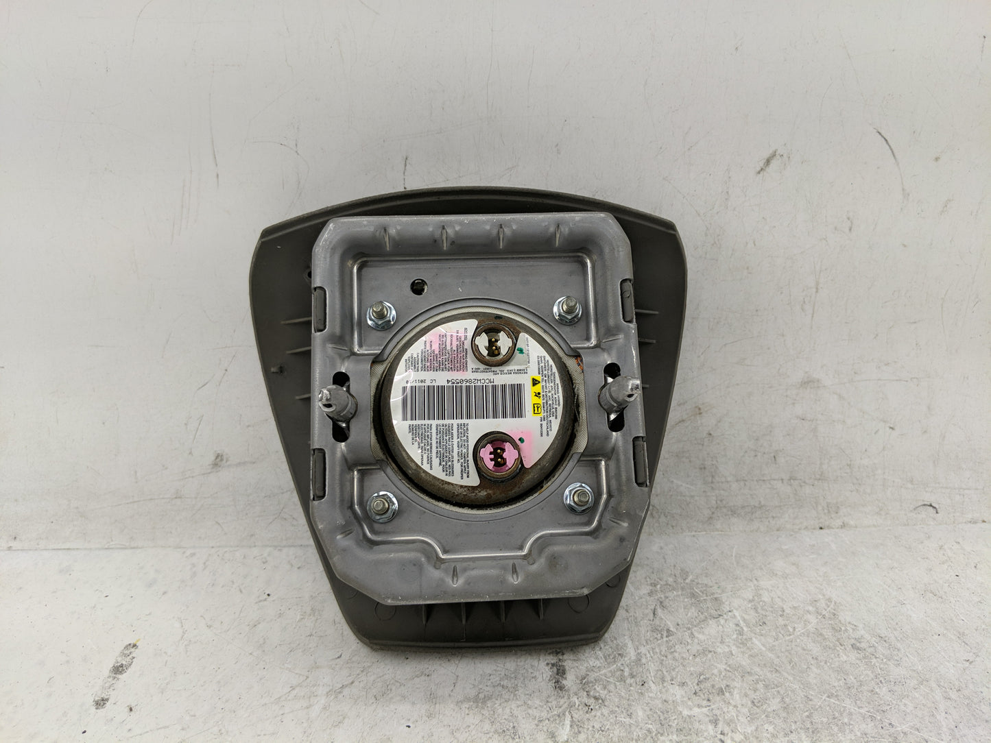 2012 Chevrolet Traverse Air Bag Driver Left Steering Wheel Mounted - Oemusedautoparts1.com