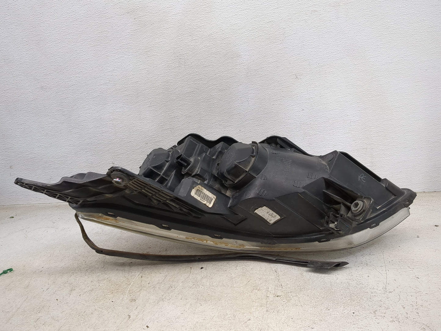 2012 Chevrolet Traverse Passenger Right Oem Head Light Headlight Lamp 1464838 - Oemusedautoparts1.com