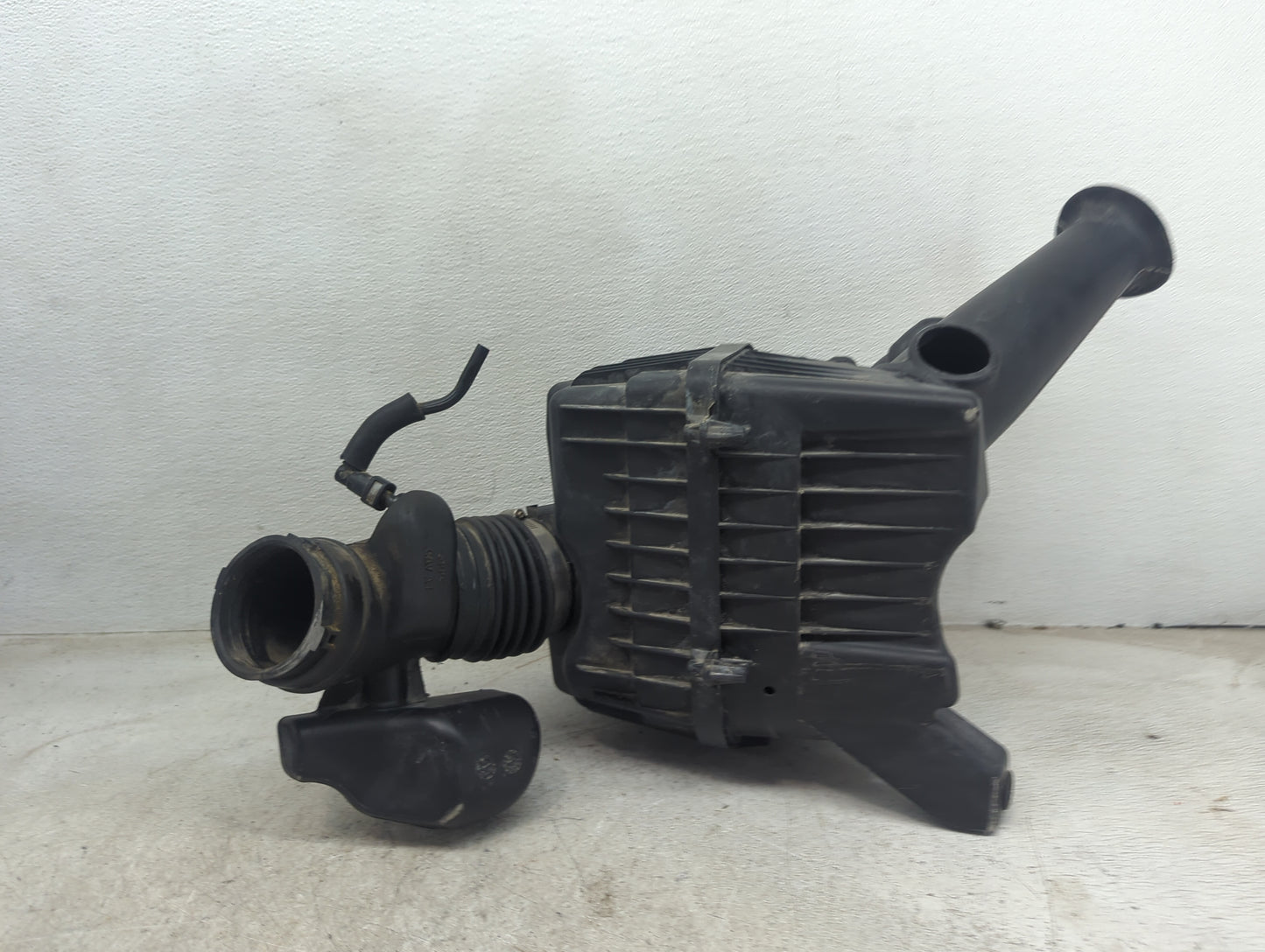 Chevrolet Traverse Air Cleaner Intake-duct Hose Tube 1481002 - Oemusedautoparts1.com