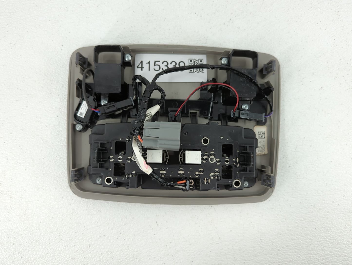 Chevrolet Traverse Overhead Roof Console Interior Dome Light Grey - Oemusedautoparts1.com