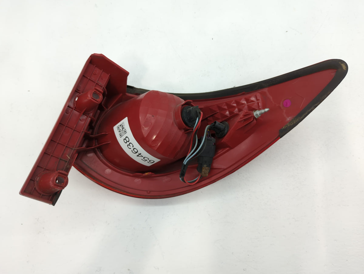 2009-2012 Chevrolet Traverse Tail Light Assembly Passenger Right OEM P/N:GM 542P-01 LH Fits Fits 2009 2010 2011 2012 OEM Use