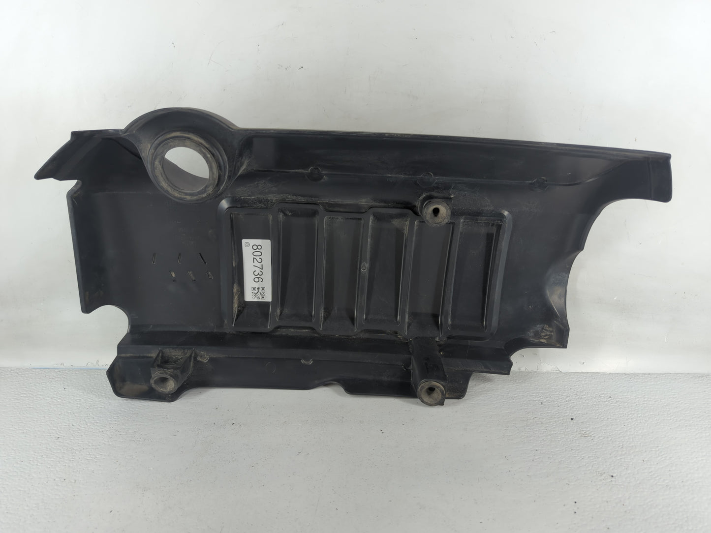 2012 Chevrolet Traverse Engine Cover - Oemusedautoparts1.com