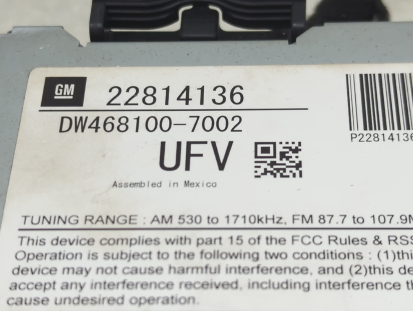2012 Chevrolet Volt Radio AM FM Cd Player Receiver Replacement P/N:22814136 Fits OEM Used Auto Parts - Oemusedautoparts1.com
