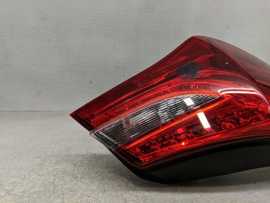 2011-2014 Chrysler 200 Tail Light Assembly Driver Left OEM Fits Fits 2011 2012 2013 2014 OEM Used Auto Parts