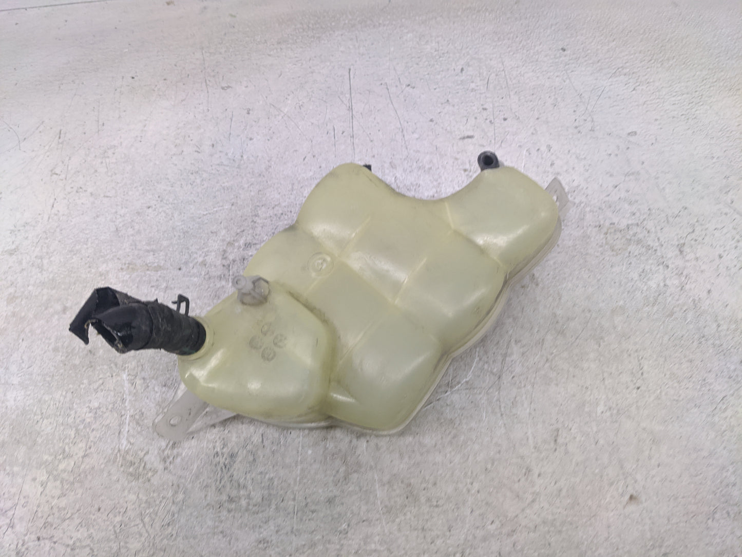 2011-2014 Chrysler 200 Radiator Coolant Overflow Expansion Tank Bottle - Oemusedautoparts1.com