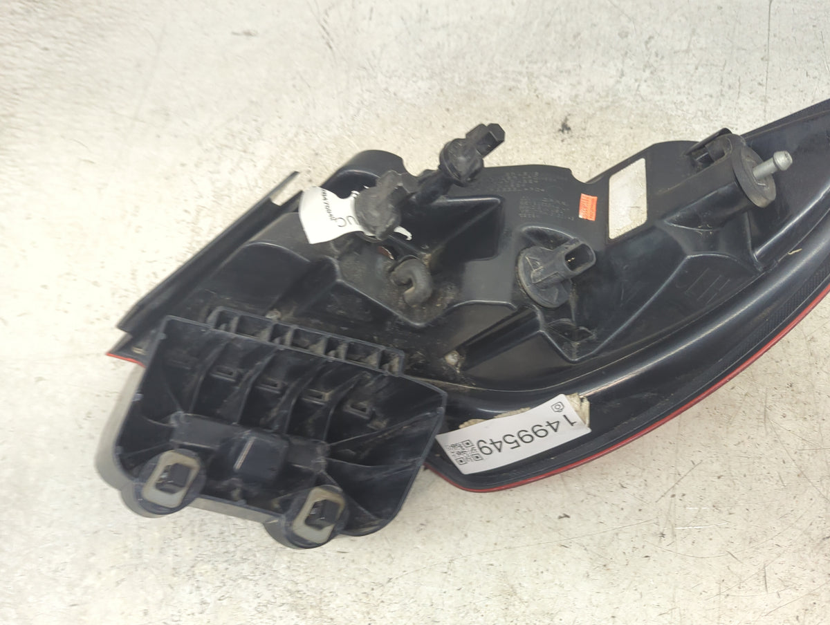 2011-2014 Chrysler 200 Tail Light Assembly Driver Left OEM Fits Fits 2011 2012 2013 2014 OEM Used Auto Parts - Oemusedautopa
