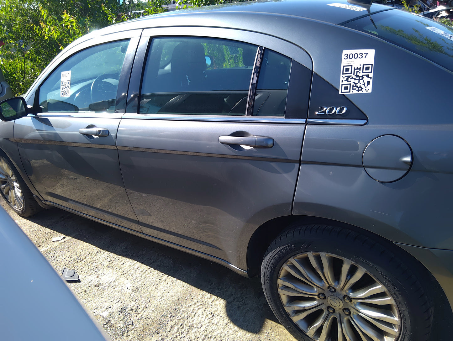 2011-2014 Chrysler 200 Driver Rear Door Oem 5031887 - Oemusedautoparts1.com