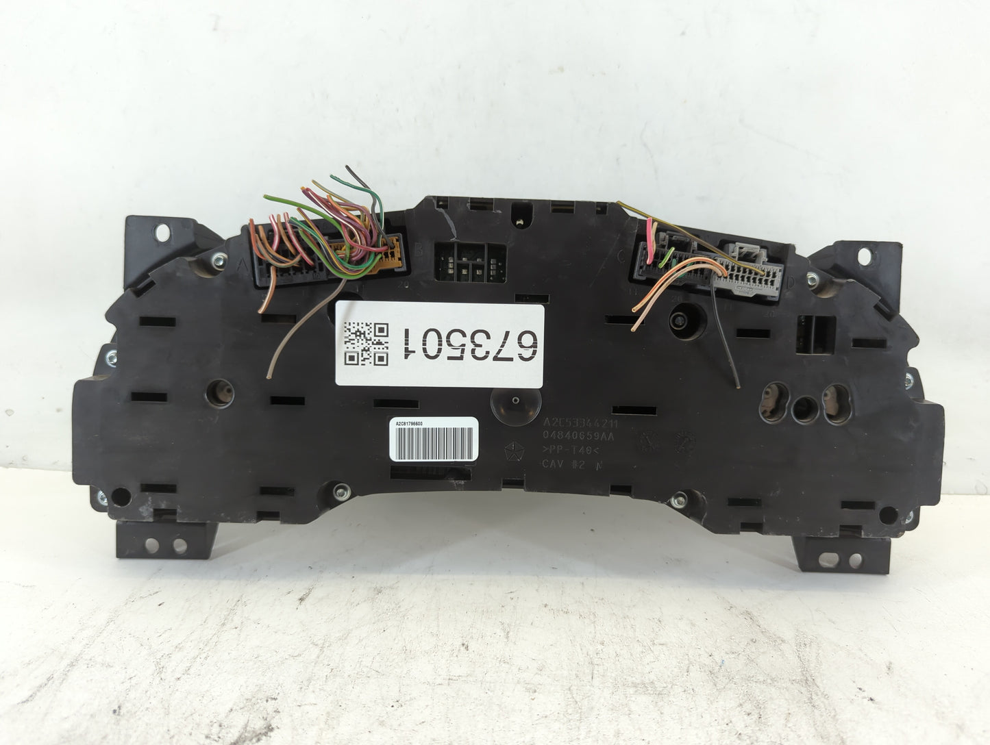 2011-2014 Chrysler 200 Instrument Cluster Speedometer Gauges P/N:P56046514AH Fits Fits 2011 2012 2013 2014 OEM Used Auto Par