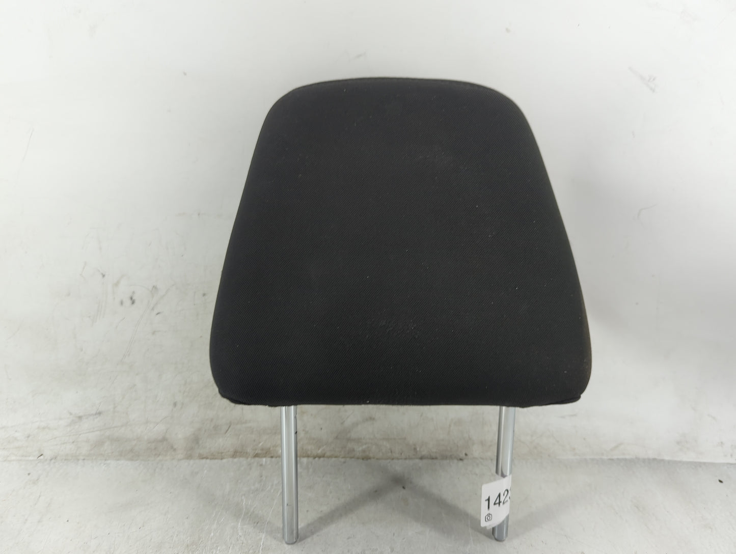 2011-2014 Chrysler 300 Headrest Head Rest Front Driver Passenger Seat - Oemusedautoparts1.com