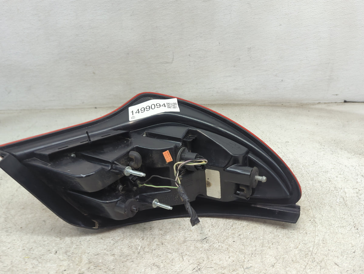 2012 Chrysler 300 Tail Light Assembly Passenger Right OEM P/N:05182586AH 5182586AH Fits OEM Used Auto Parts - Oemusedautopar