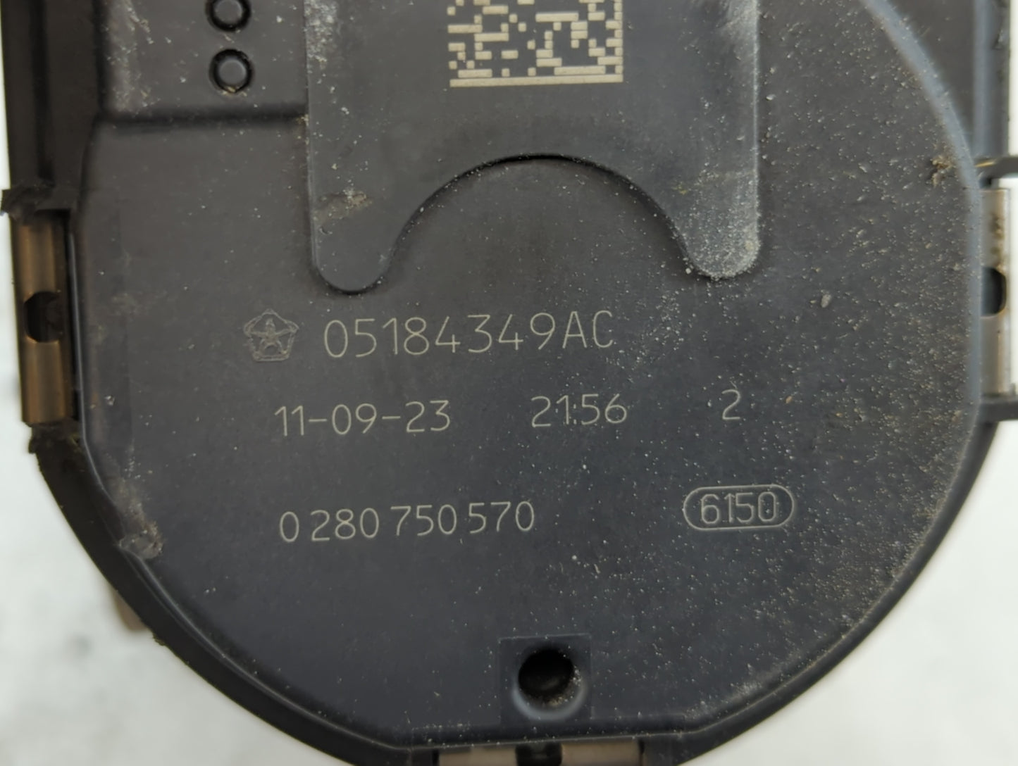 2011-2022 Chrysler 300 Throttle Body P/N:0 280 750 570 05184349AC Fits OEM Used Auto Parts - Oemusedautoparts1.com