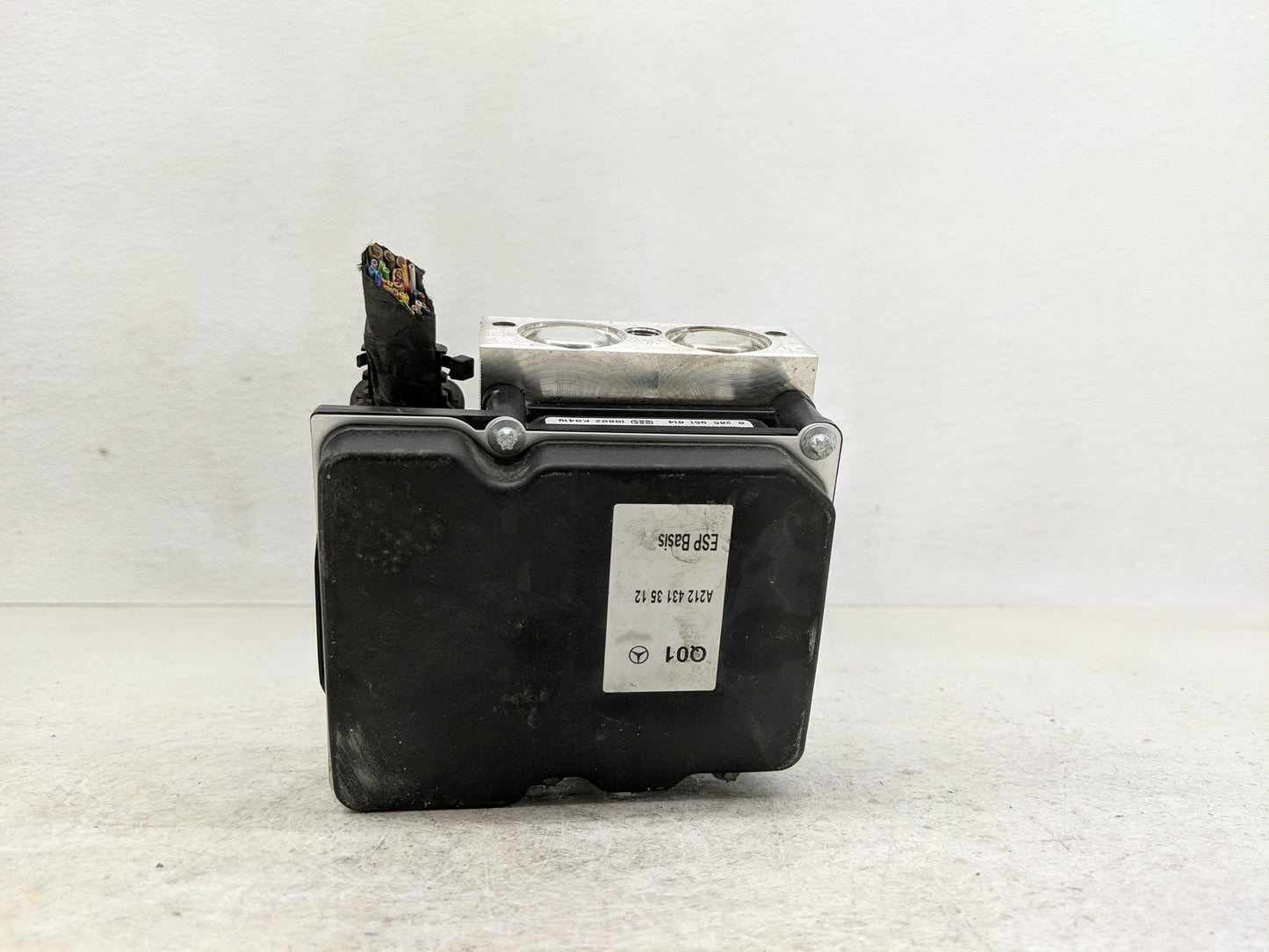 2012 Chrysler E Class ABS Pump Control Module Replacement P/N:265 951 614 A212 431 35 12 Fits OEM Used Auto Parts - Oemuseda